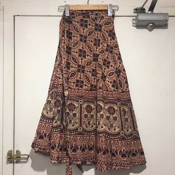 VINTAGE RINA BLOCK PRINT WRAP SKIRTS - Picture 3 of 6
